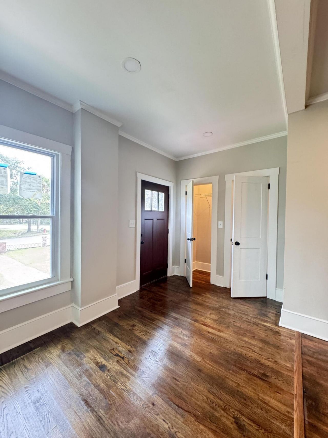 303 Warren Street Photo 37