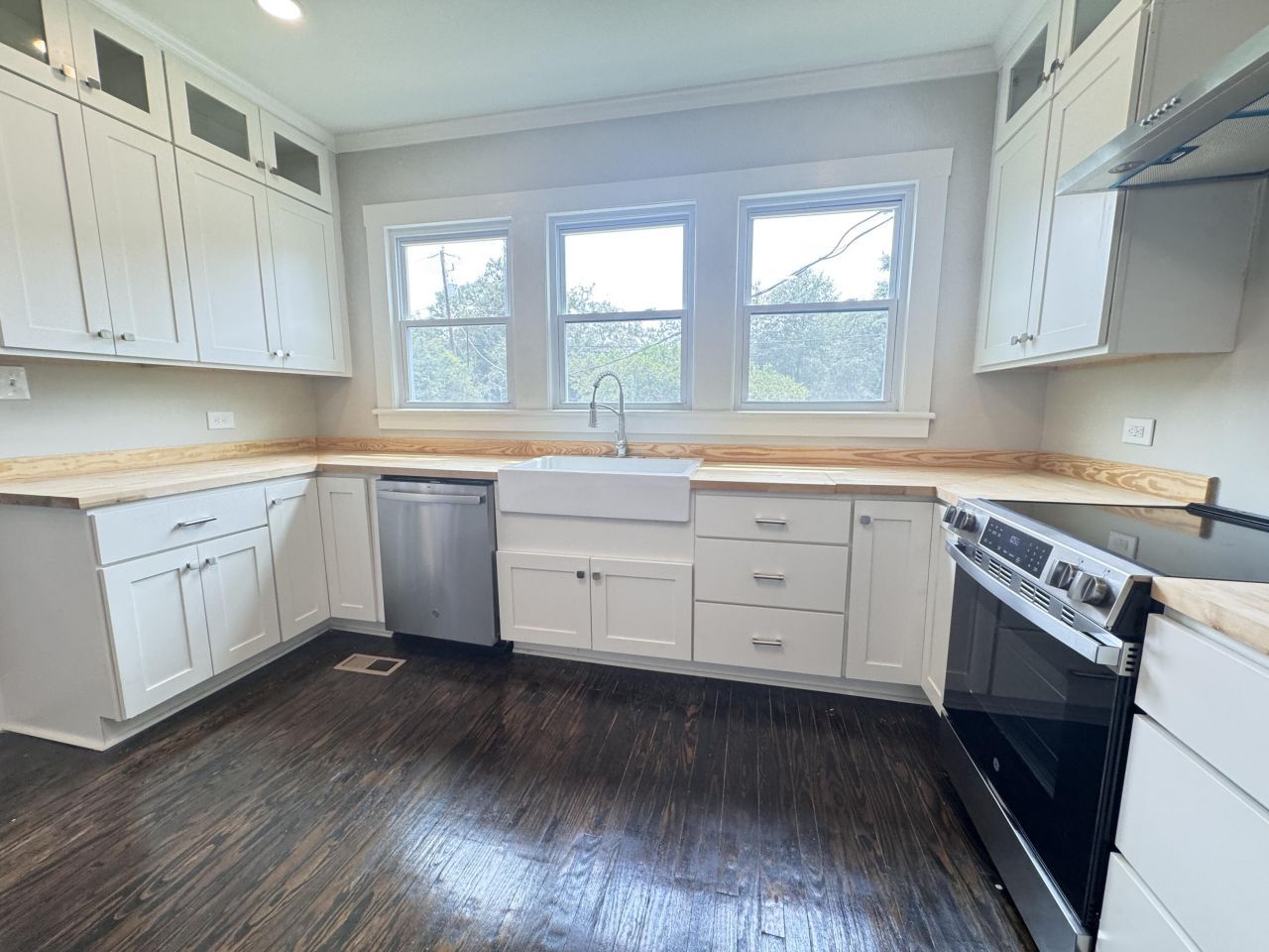 303 Warren Street Photo 44