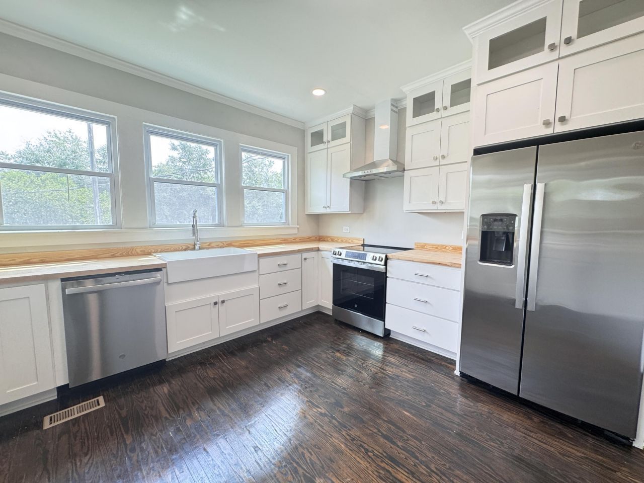 303 Warren Street Photo 47