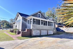 303 Warren Street photo 4