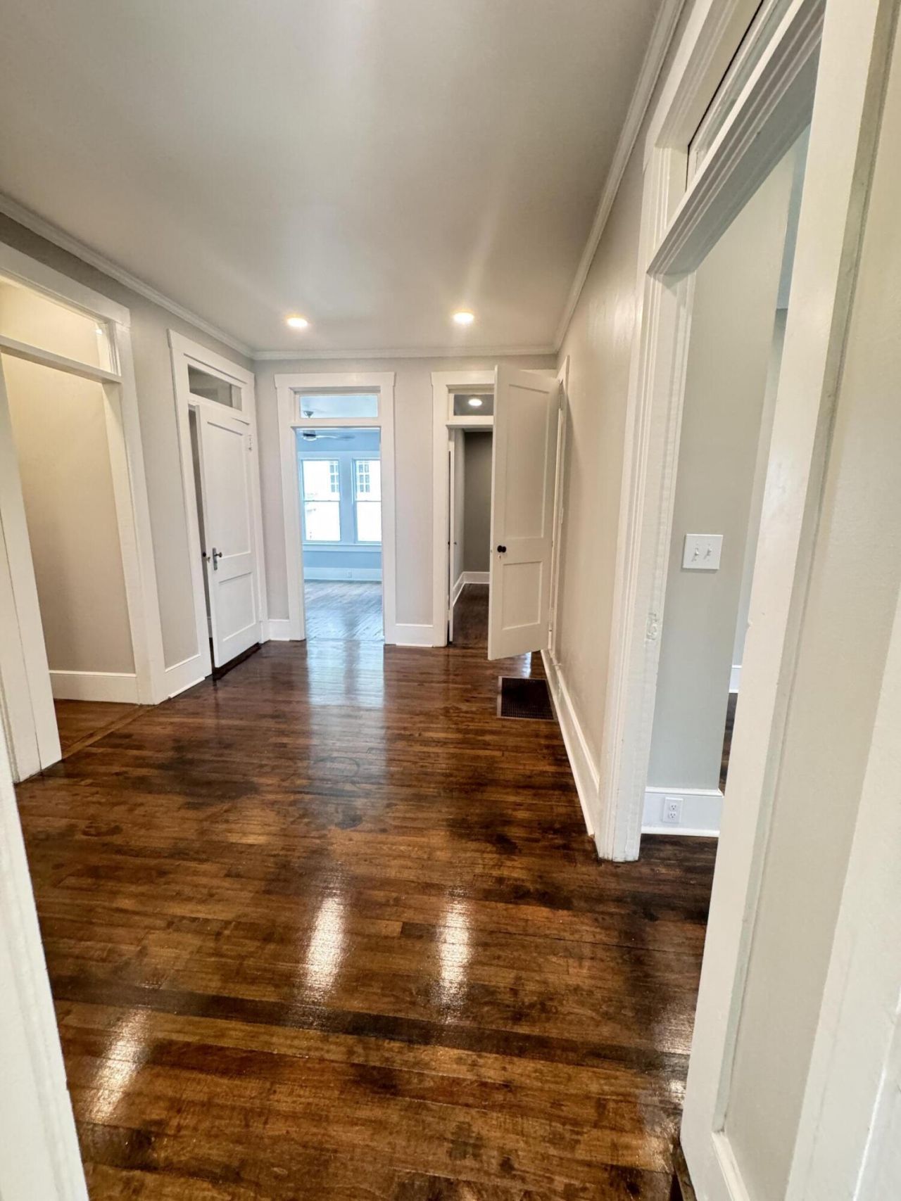 303 Warren Street Photo 65