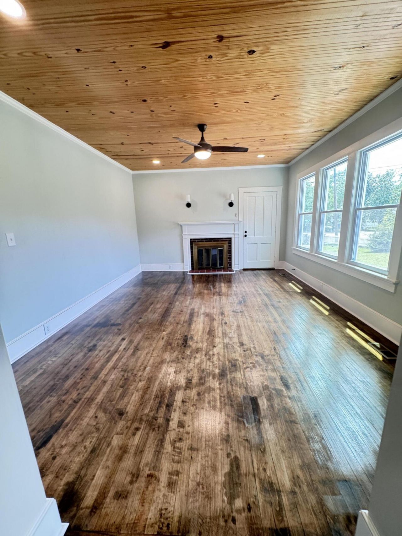 303 Warren Street Photo 71