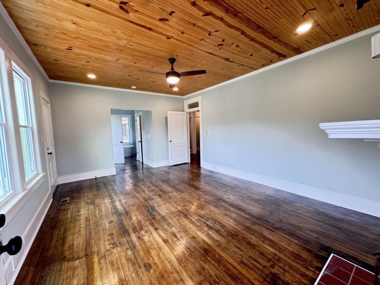 303 Warren Street Photo 90