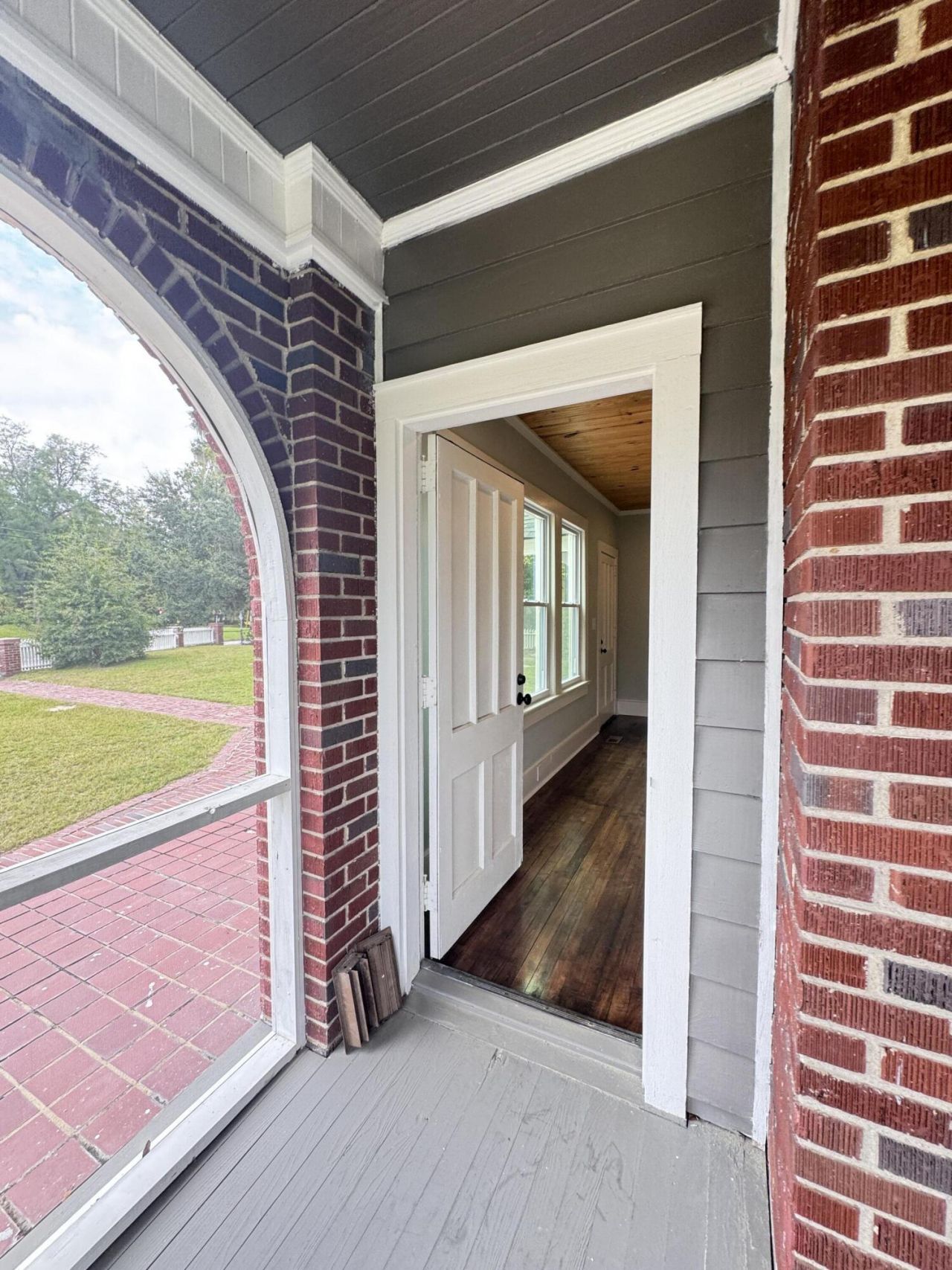 303 Warren Street Photo 93