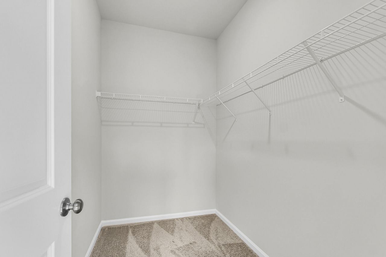 1015 Carolina Way Photo 21