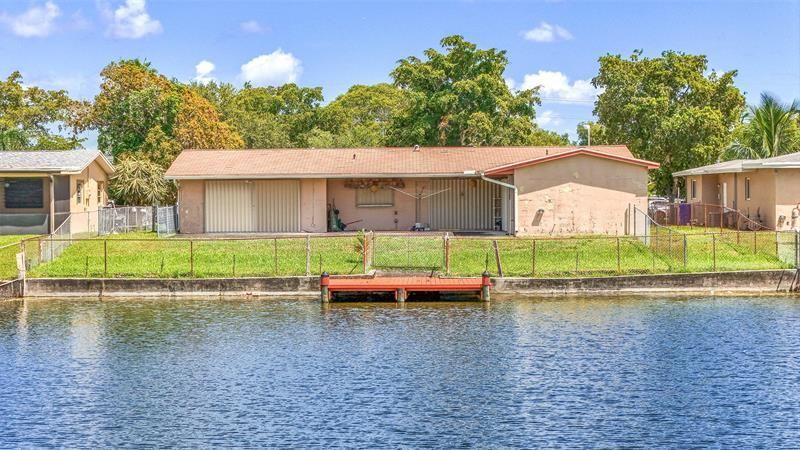 8720 Pasadena Boulevard, Pembroke Pines, FL 33024 Photo