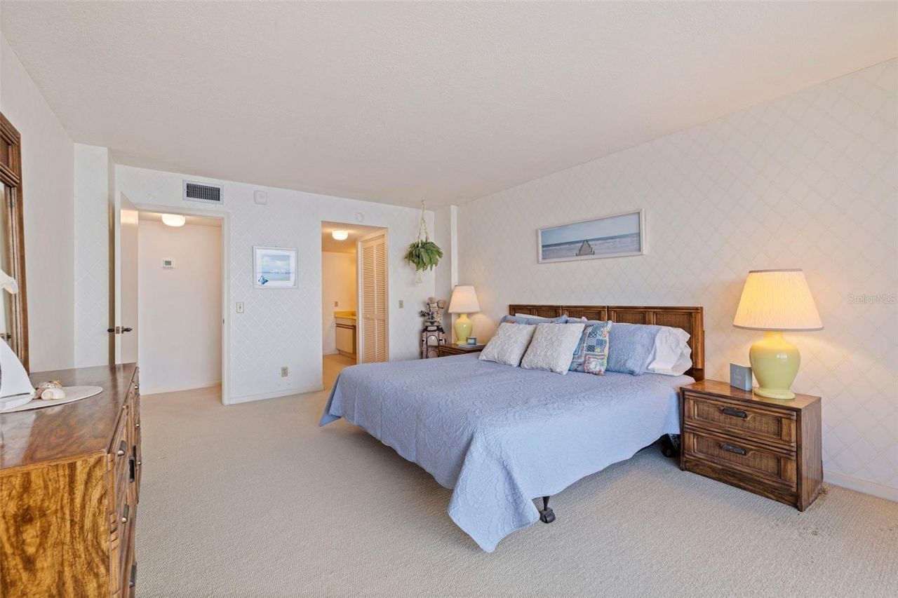 5700 Escondida Boulevard S, Unit 303, Saint Petersburg, FL 33715 Photo