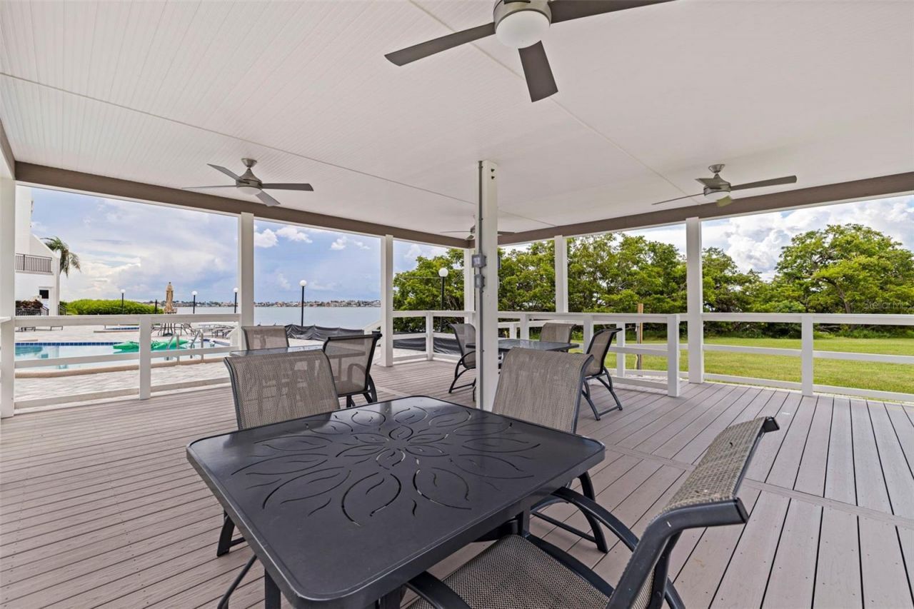 5700 Escondida Boulevard S, Unit 303, Saint Petersburg, FL 33715 Photo