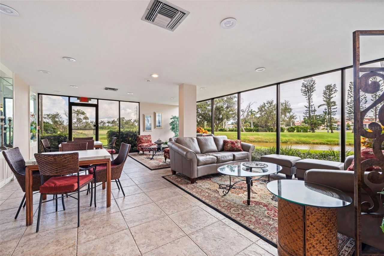 5700 Escondida Boulevard S, Unit 303, Saint Petersburg, FL 33715 Photo