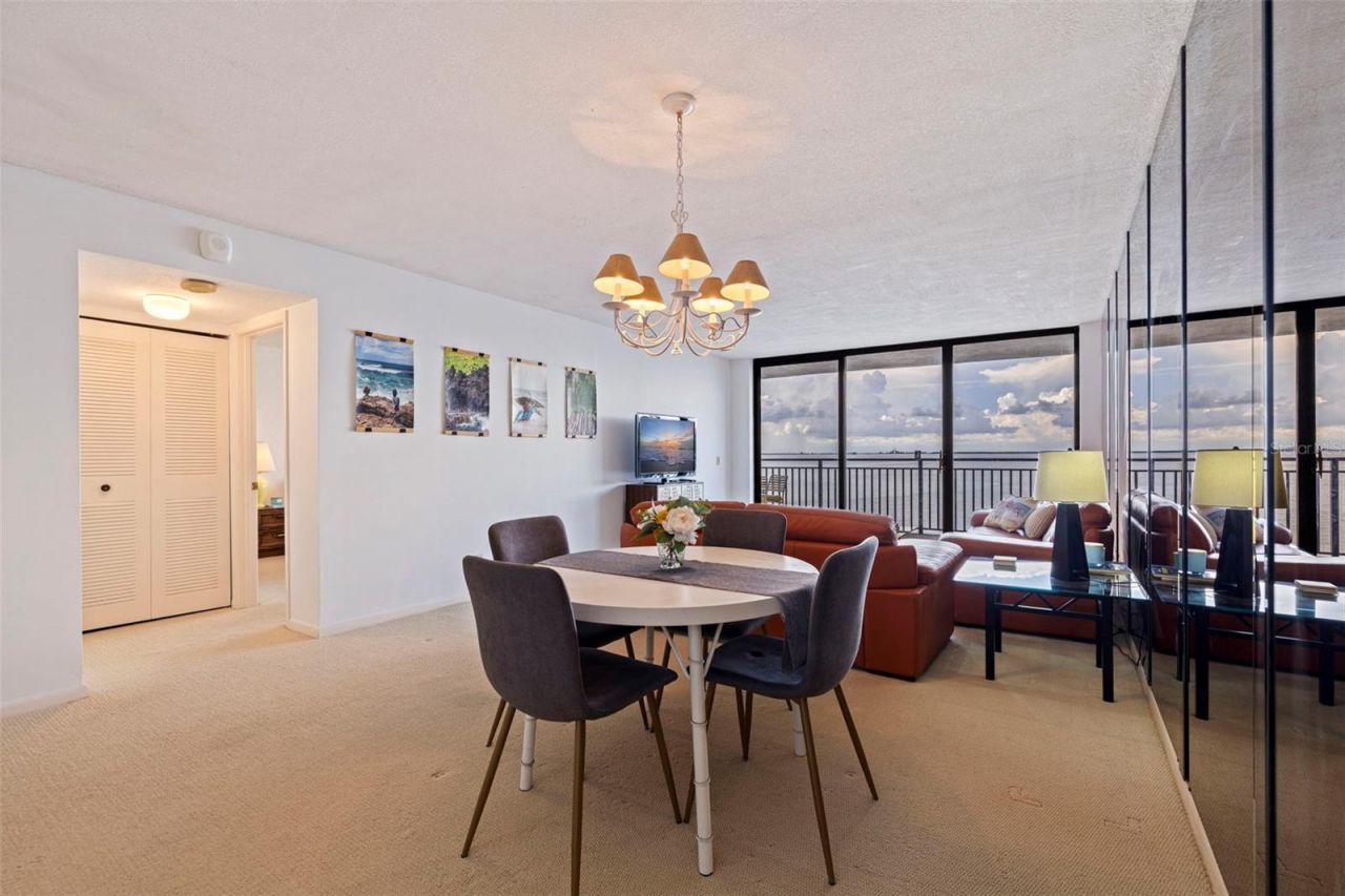 5700 Escondida Boulevard S, Unit 303, Saint Petersburg, FL 33715 Photo