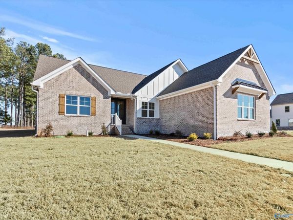 22040 Mulligan Parkway, Athens, AL 35613