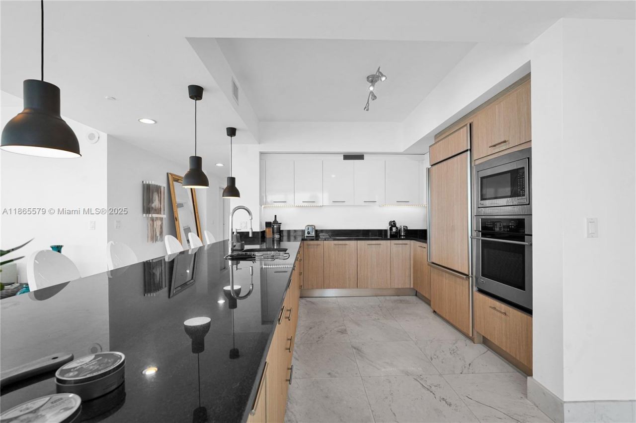 3951 S Ocean Dr, Unit 1901, Hollywood, FL 33019 Photo