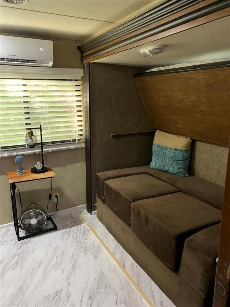 325 Calusa St #120, Key Largo, FL 33037 Photo