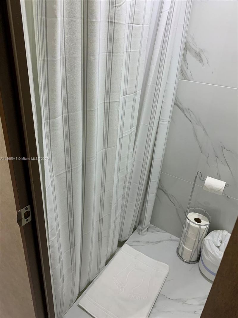 325 Calusa St #120, Key Largo, FL 33037 Photo