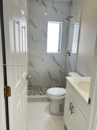 922 NW 2nd St, Unit 4, Miami, FL 33128 Photo