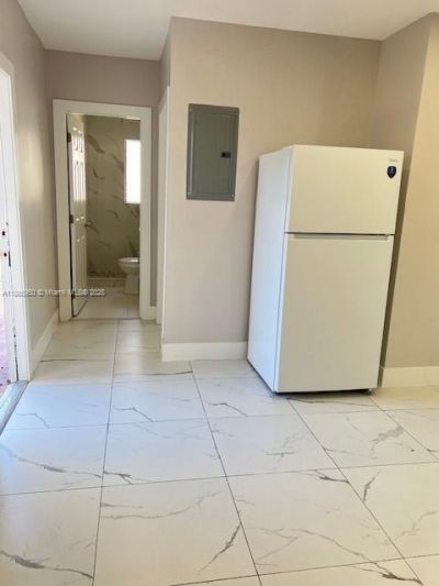 922 NW 2nd St, Unit 4, Miami, FL 33128 Photo
