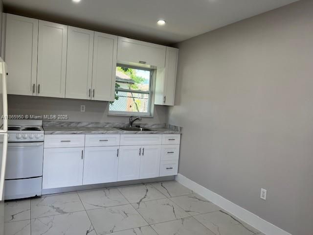 922 NW 2nd St, Unit 4, Miami, FL 33128 Photo