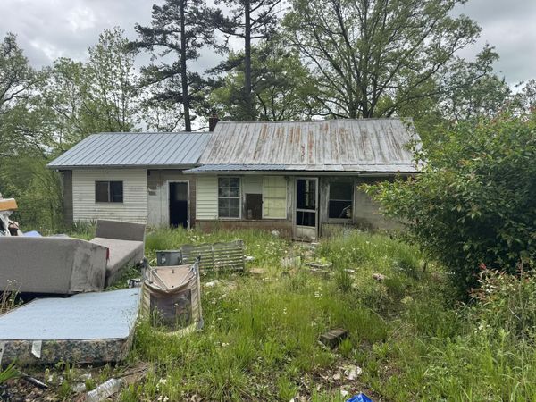 4820 Broad Run Rd, Letart, WV 25253