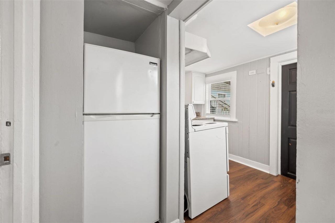 1040 19th Avenue N, Saint Petersburg, FL 33704 Photo