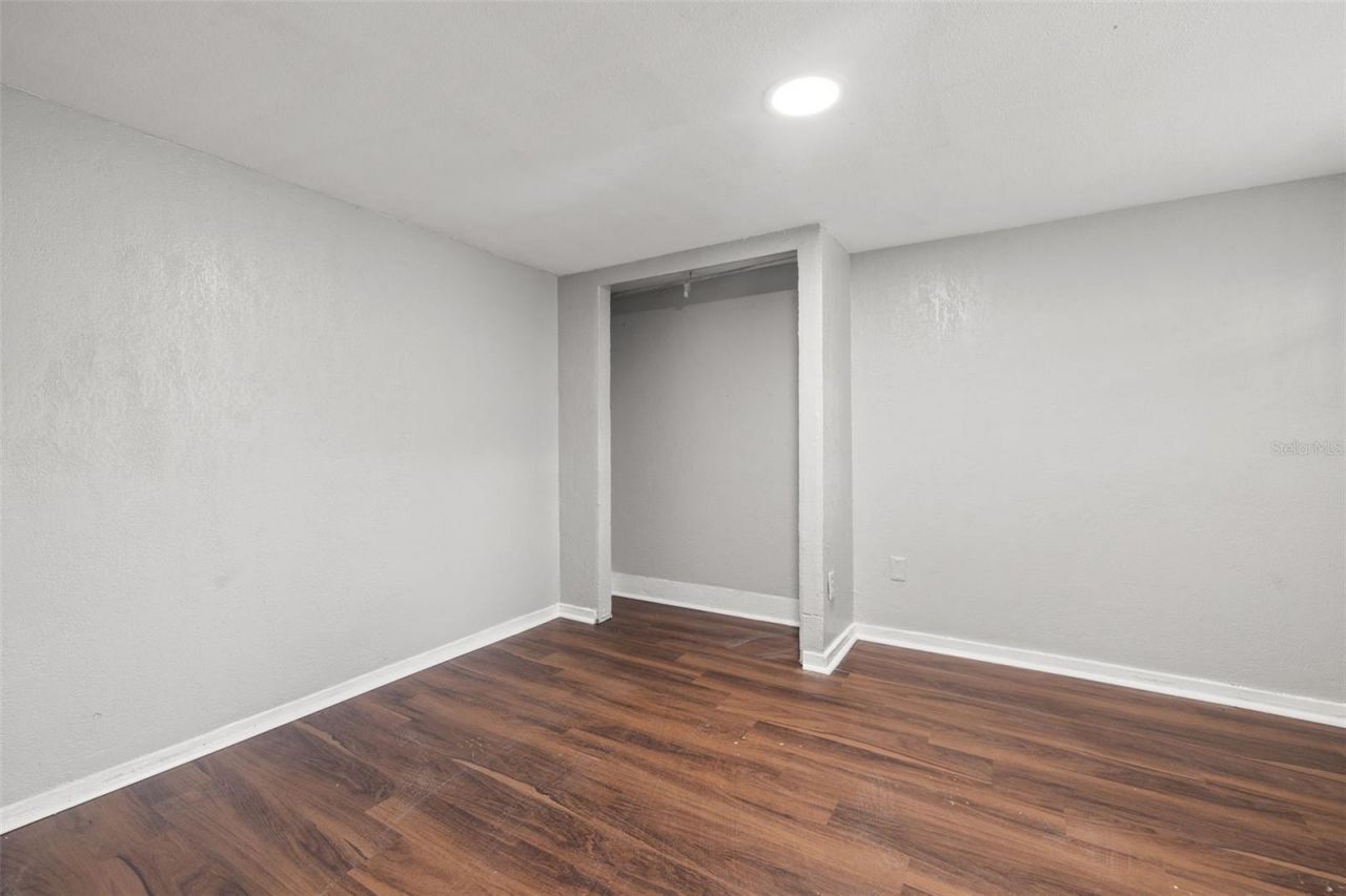 1040 19th Avenue N, Saint Petersburg, FL 33704 Photo