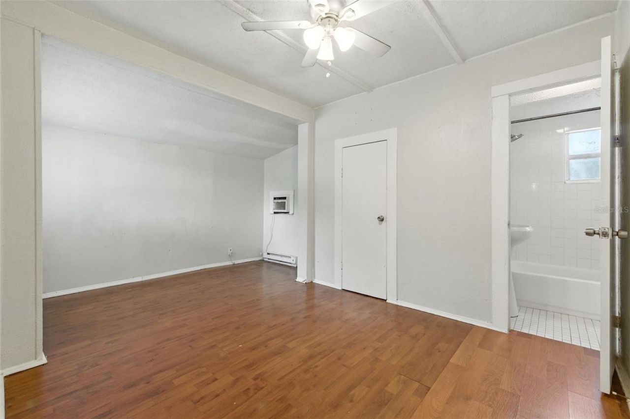 1040 19th Avenue N, Saint Petersburg, FL 33704 Photo