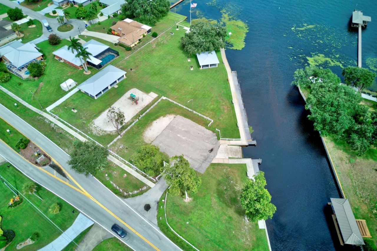 125 Orange Road Ne, Lake Placid, FL 33852 Photo