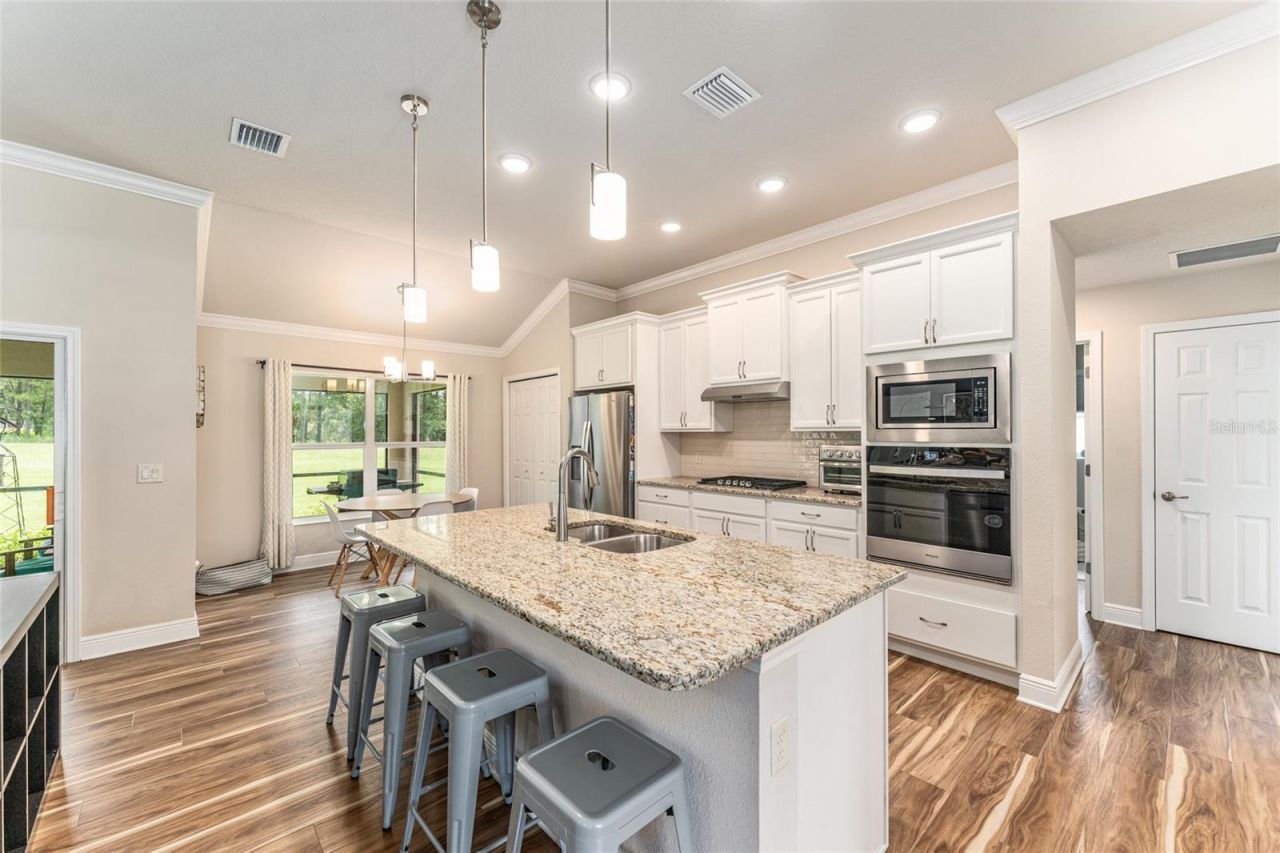 1724 E Gate Dancer Circle, Inverness, FL 34453 Photo