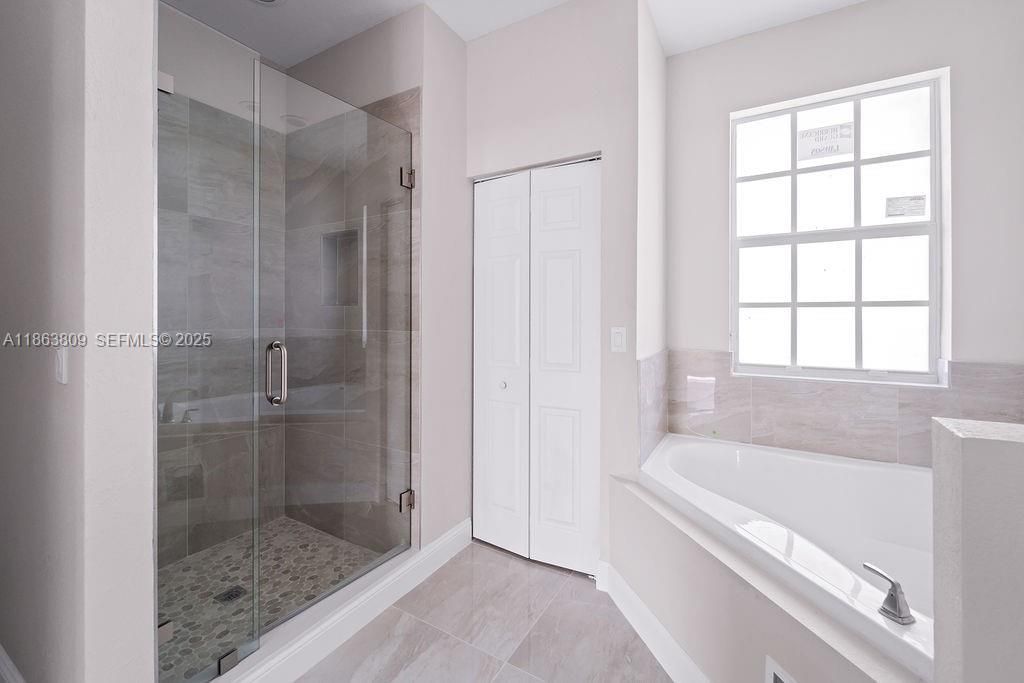 5400 NW 57th Ct, Tamarac, FL 33319 Photo