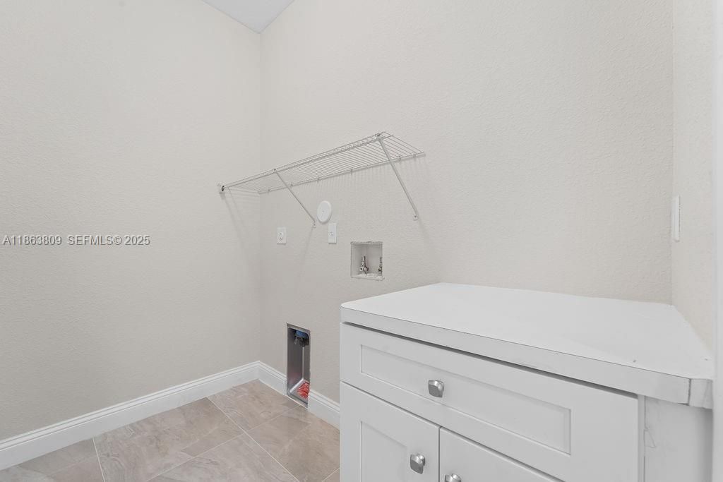 5400 NW 57th Ct, Tamarac, FL 33319 Photo