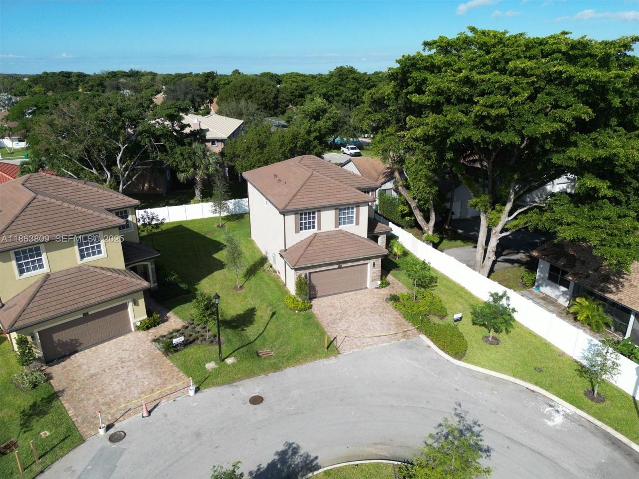 5400 NW 57th Ct, Tamarac, FL 33319 Photo