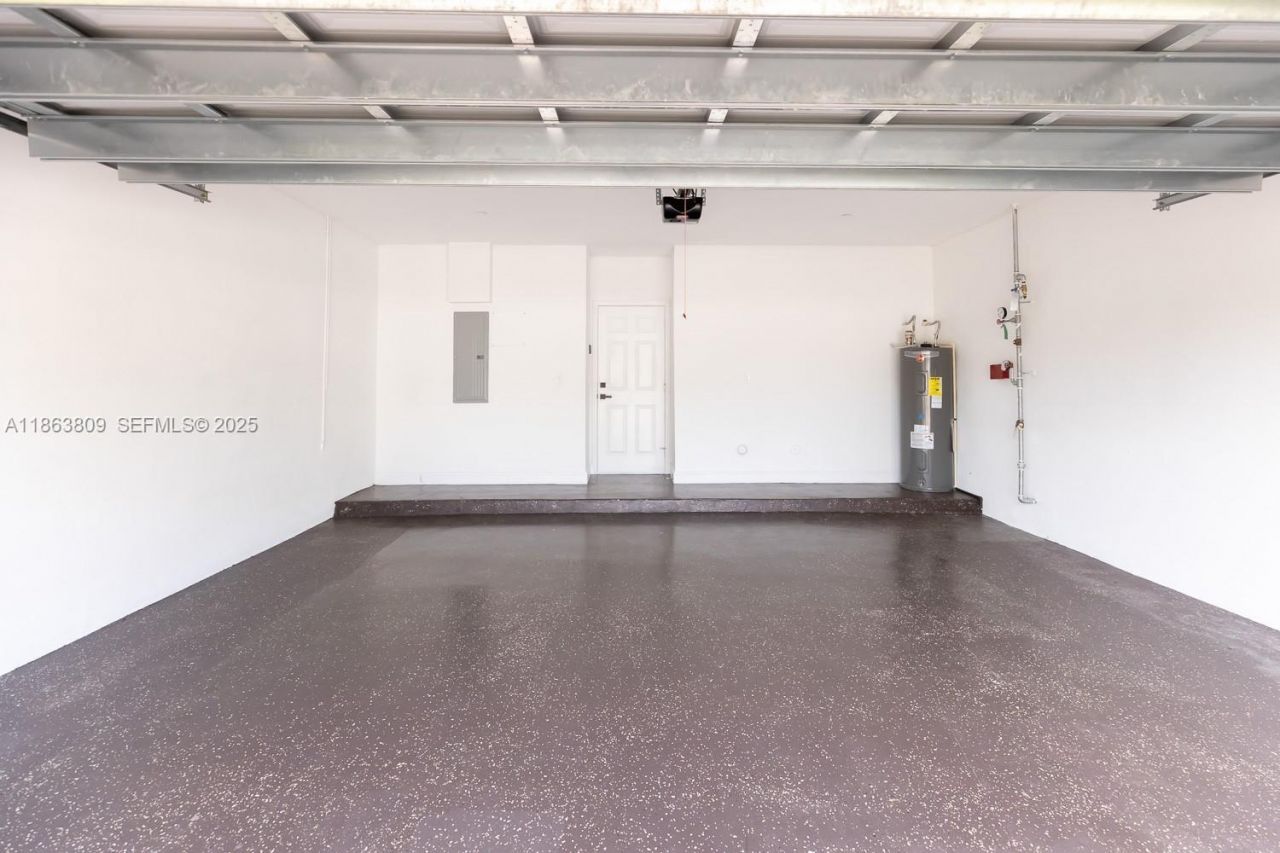 5400 NW 57th Ct, Tamarac, FL 33319 Photo