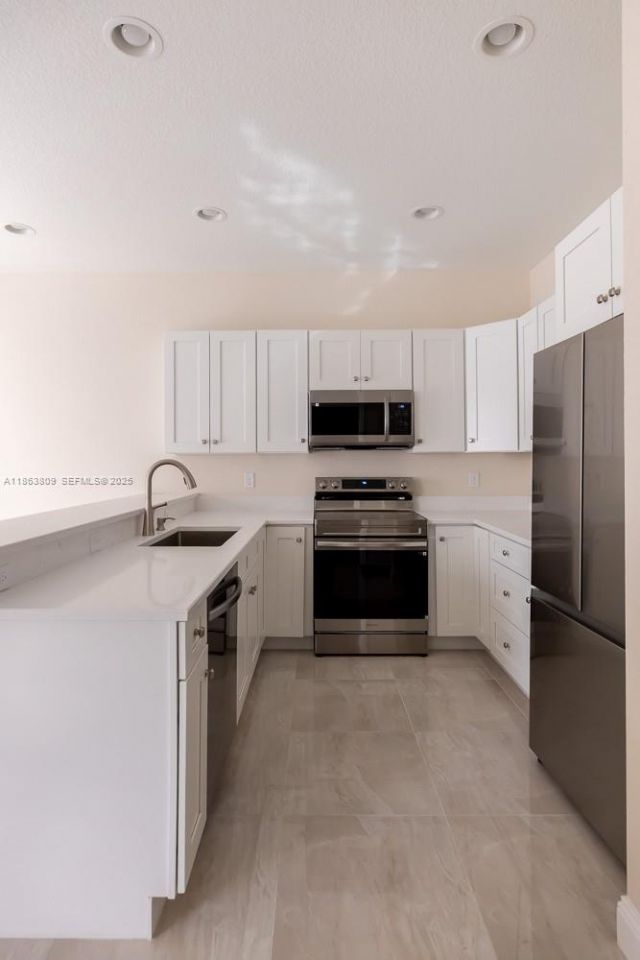 5400 NW 57th Ct, Tamarac, FL 33319 Photo