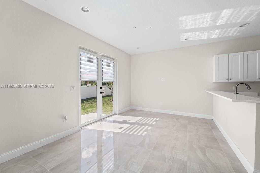 5400 NW 57th Ct, Tamarac, FL 33319 Photo