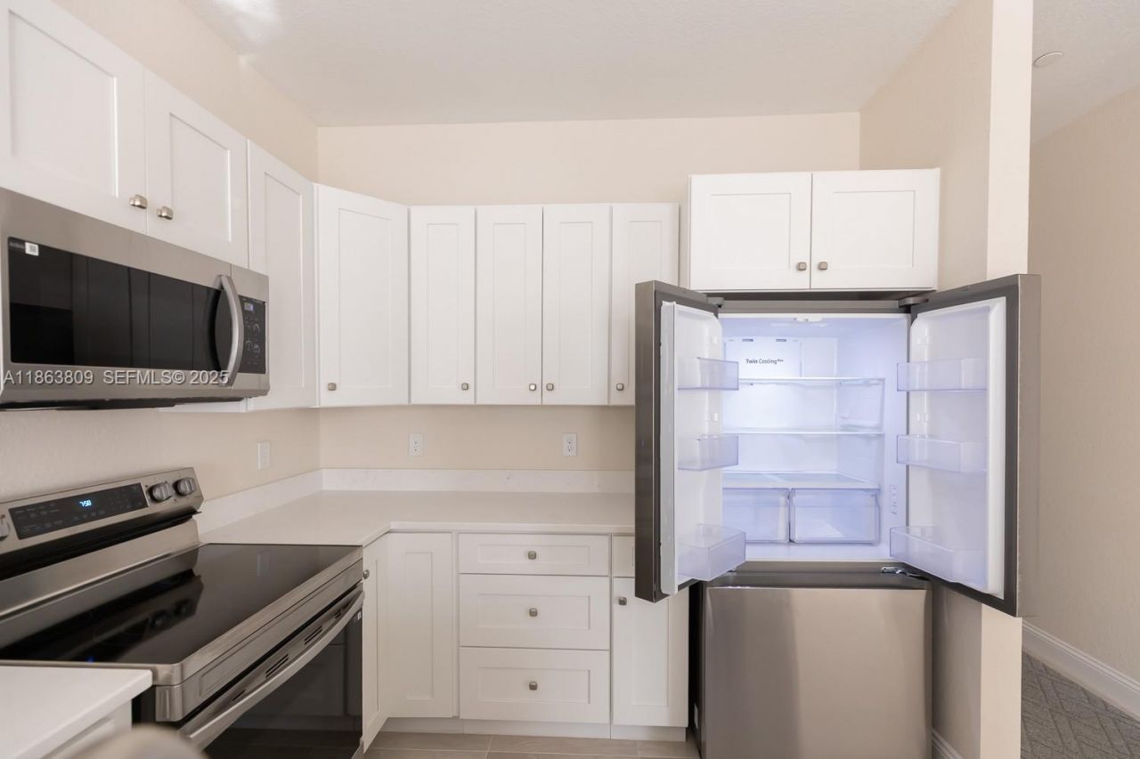 5400 NW 57th Ct, Tamarac, FL 33319 Photo