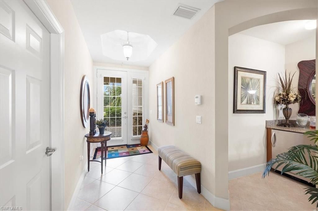 8051 Players Cove Dr, Unit 102, Naples, FL 34113 Photo
