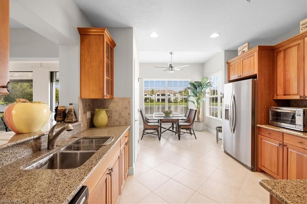 8051 Players Cove Dr, Unit 102, Naples, FL 34113 Photo
