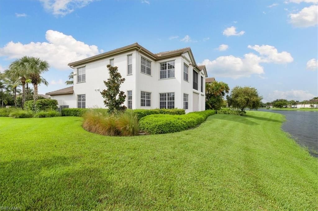 8051 Players Cove Dr, Unit 102, Naples, FL 34113 Photo