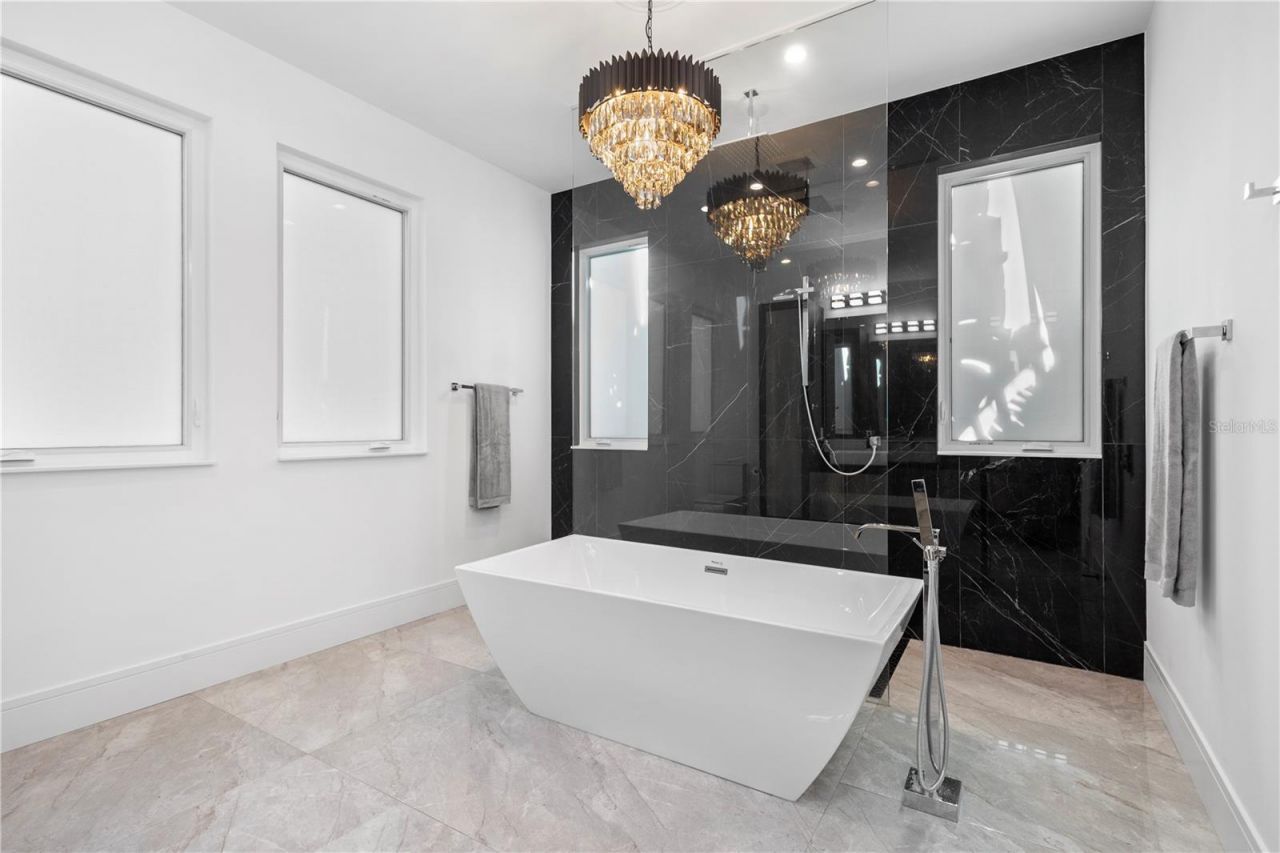 2456 Missara Lane, Sarasota, FL 34231 Photo