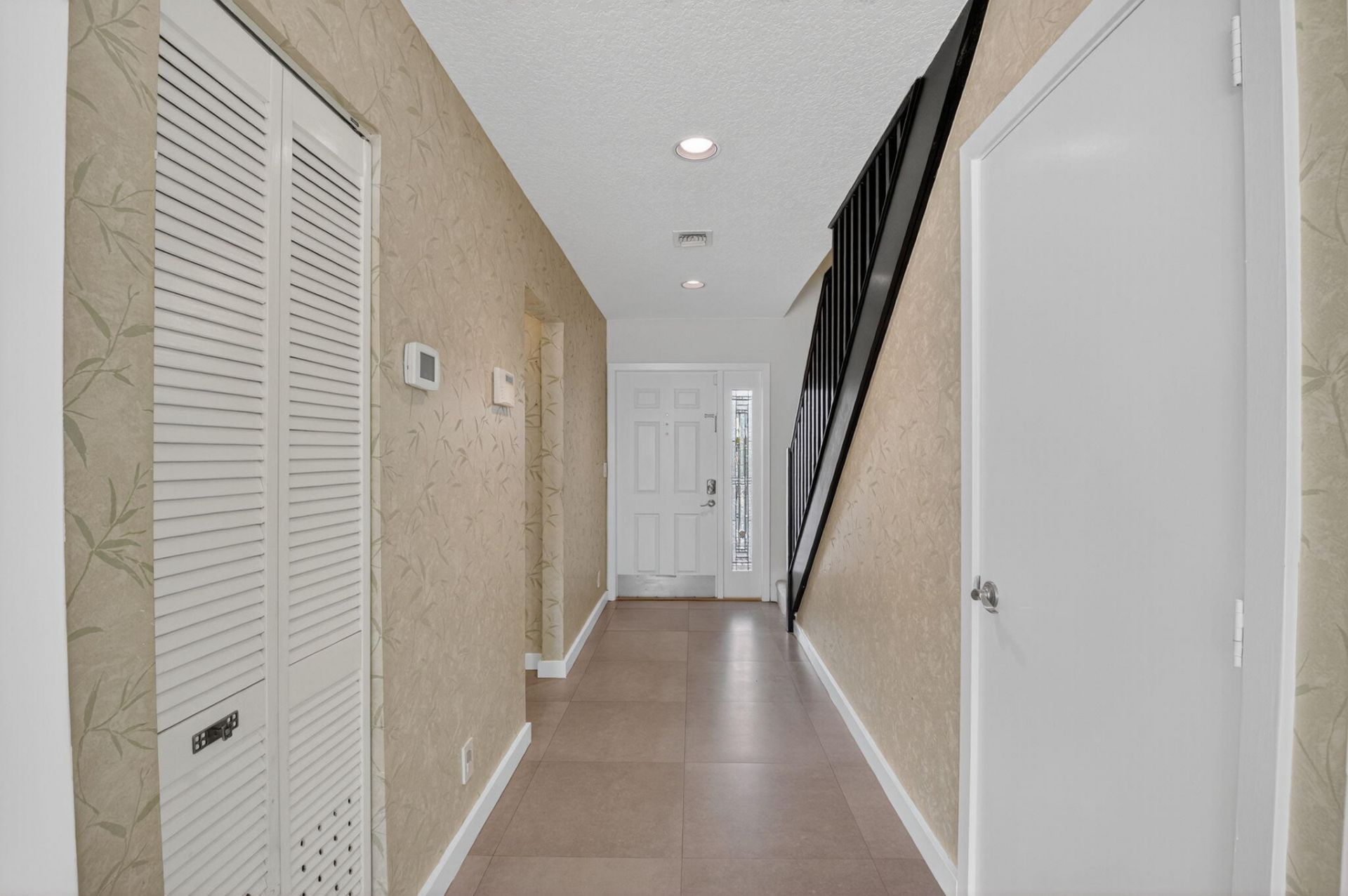 718 NE 12th Terrace, Unit 4, Boynton Beach, FL 33435 Photo