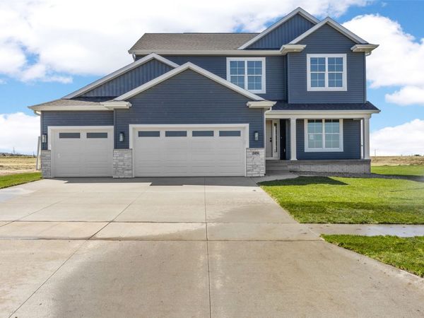 3456 Quartz Drive, Marion, IA 52302
