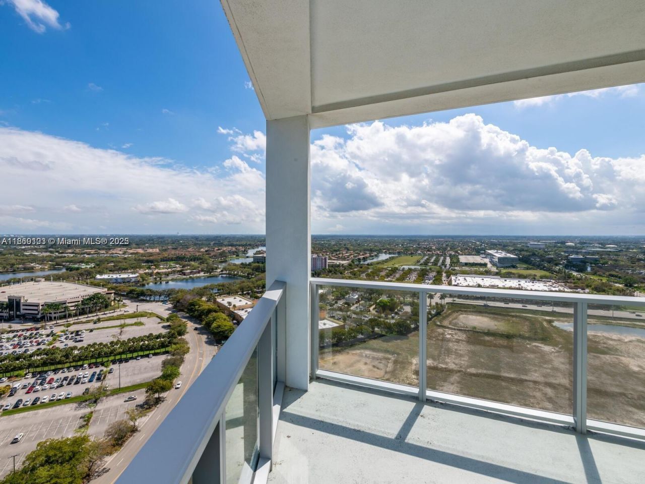 2000 Metropica Way, Unit 2509, Sunrise, FL 33323 Photo