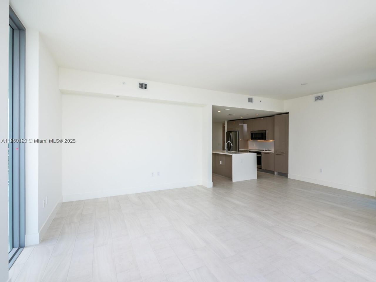 2000 Metropica Way, Unit 2509, Sunrise, FL 33323 Photo