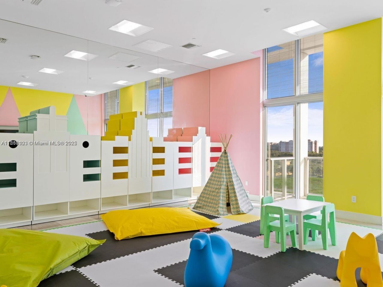 2000 Metropica Way, Unit 2509, Sunrise, FL 33323 Photo