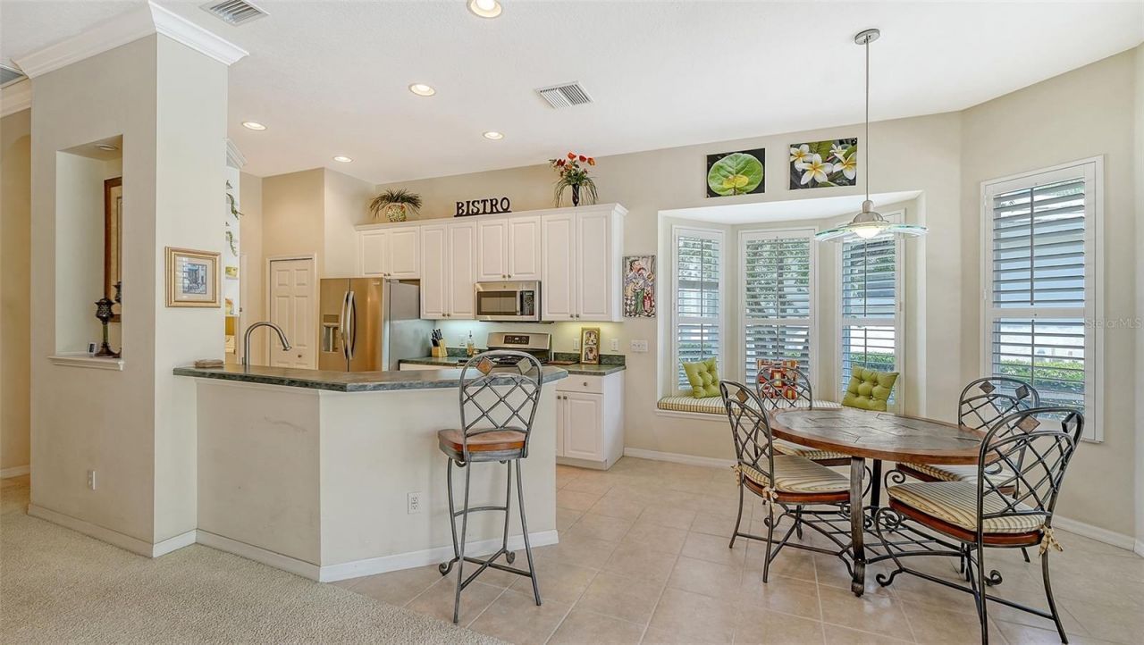 6909 Lennox Place, Bradenton, FL 34201 Photo