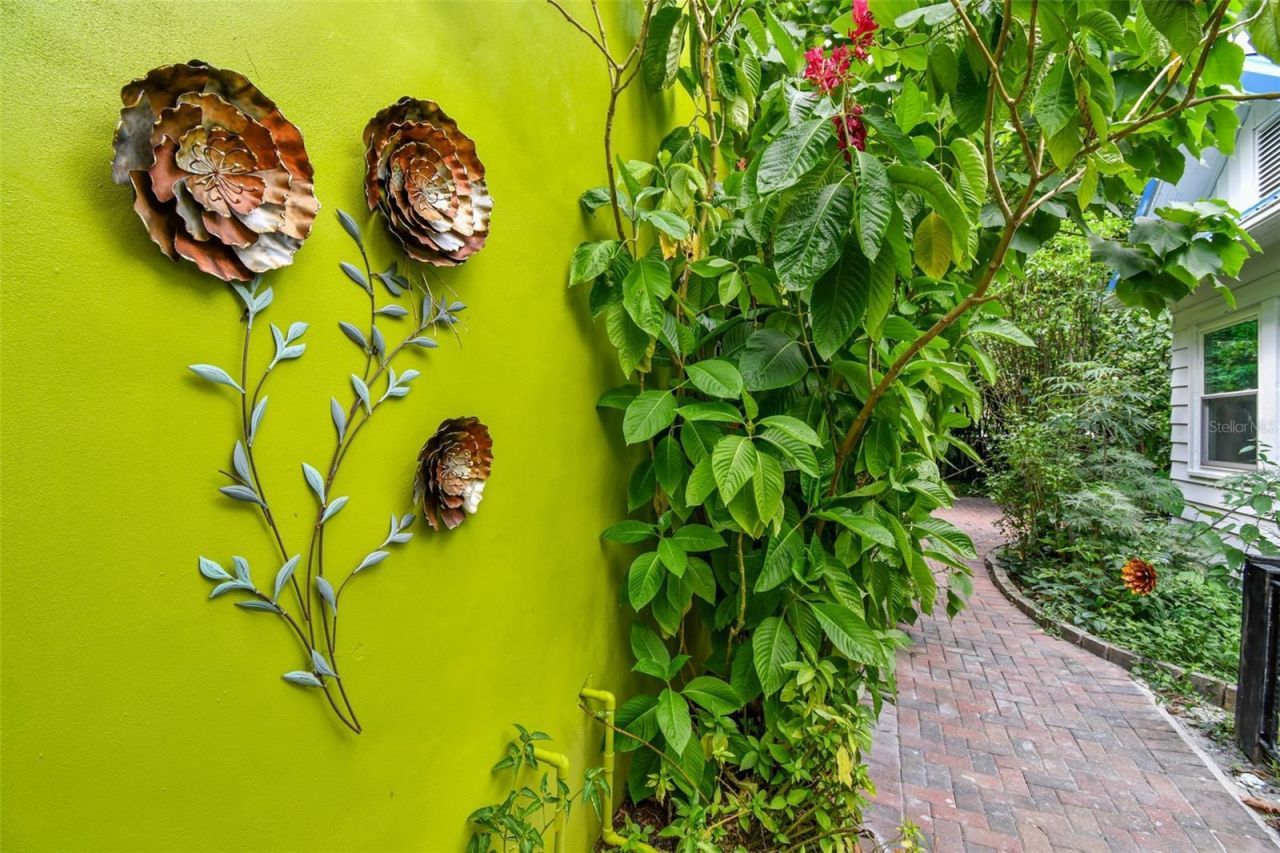 3203 E Yukon Street, Tampa, FL 33604 Photo