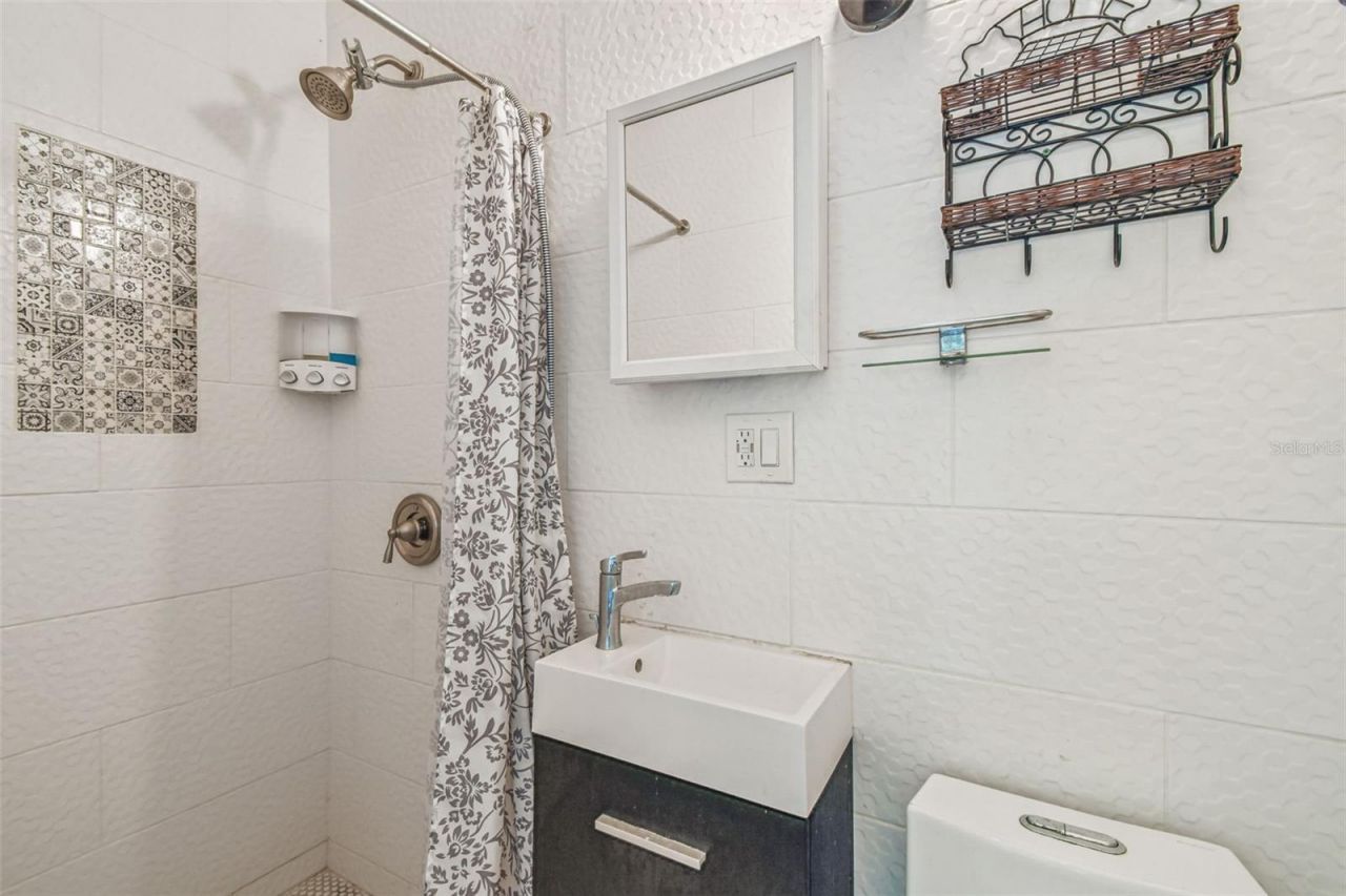 3203 E Yukon Street, Tampa, FL 33604 Photo