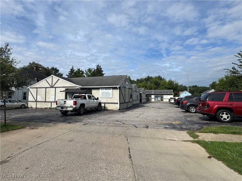 438-448 S Meridian Street, Ravenna, OH 44266 Photo 2