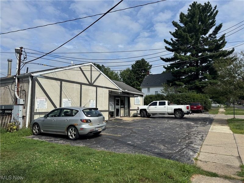 438-448 S Meridian Street, Ravenna, OH 44266 Photo 3