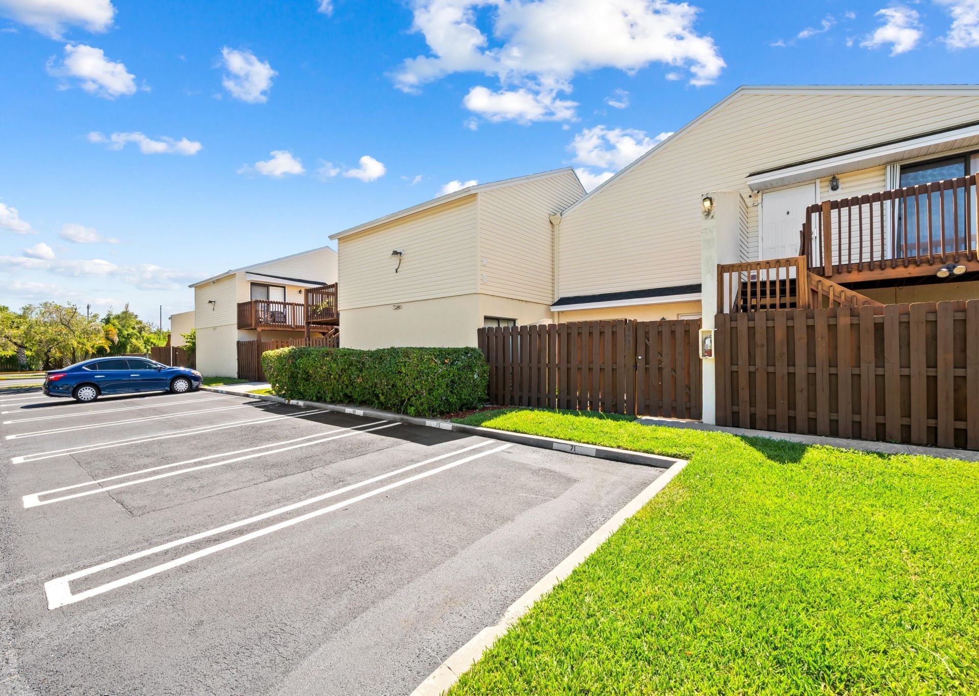 641 Executive Center Drive, Unit P104, West Palm Beach, FL 33401 Photo