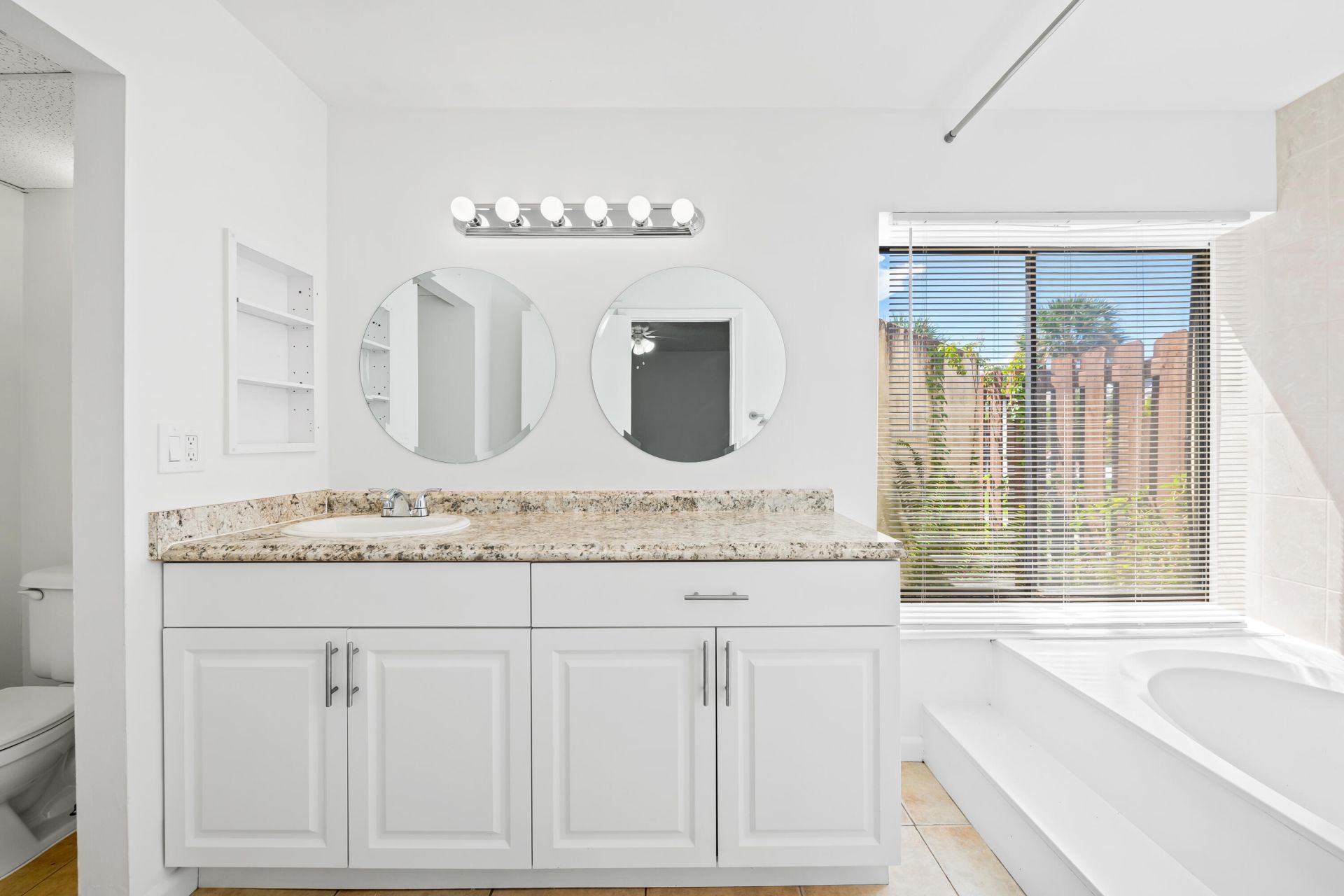 641 Executive Center Drive, Unit P104, West Palm Beach, FL 33401 Photo